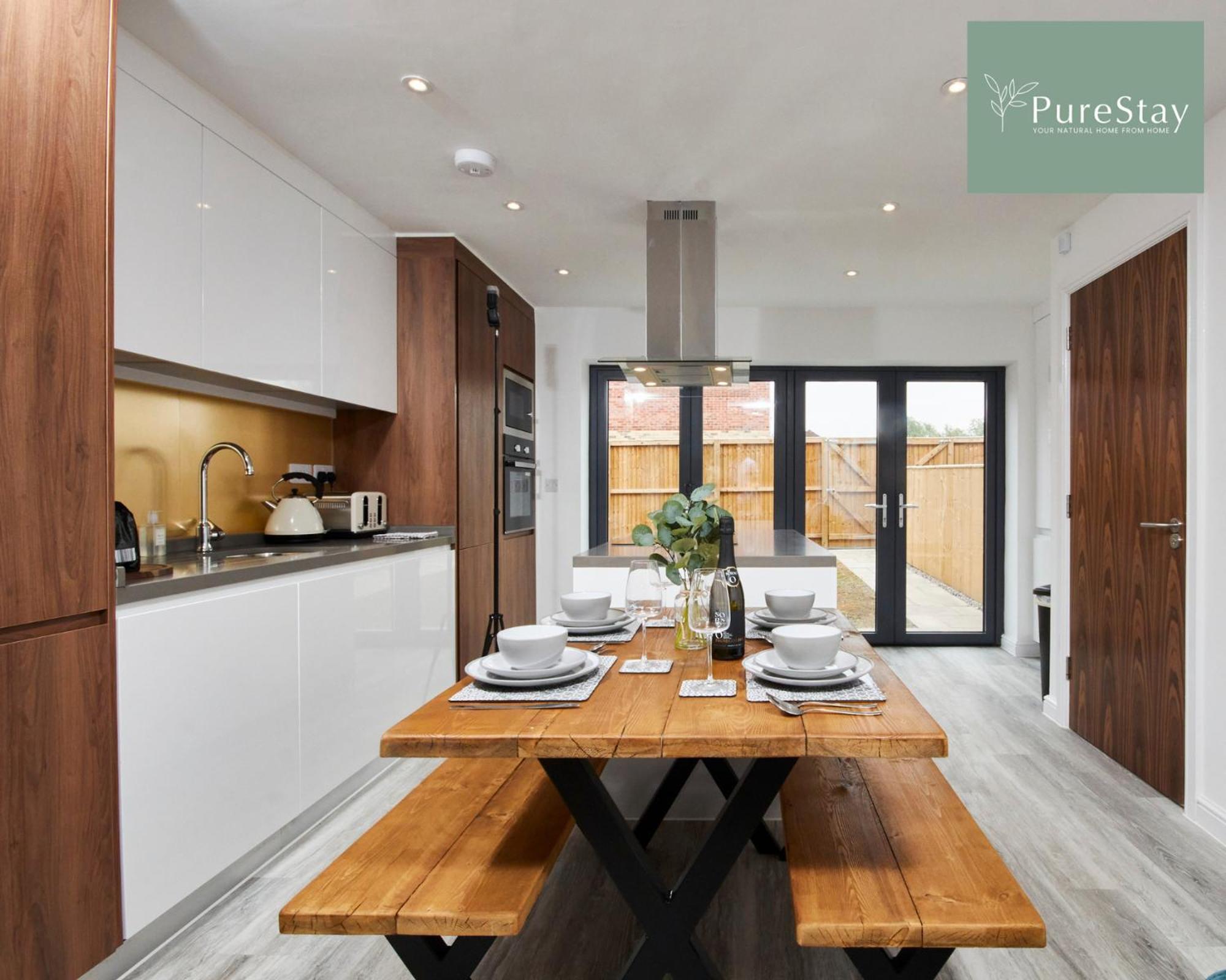 Stunning 5 Bed Manchester House With Parking By Purestay Short Lets & Serviced Accommodation Zewnętrze zdjęcie