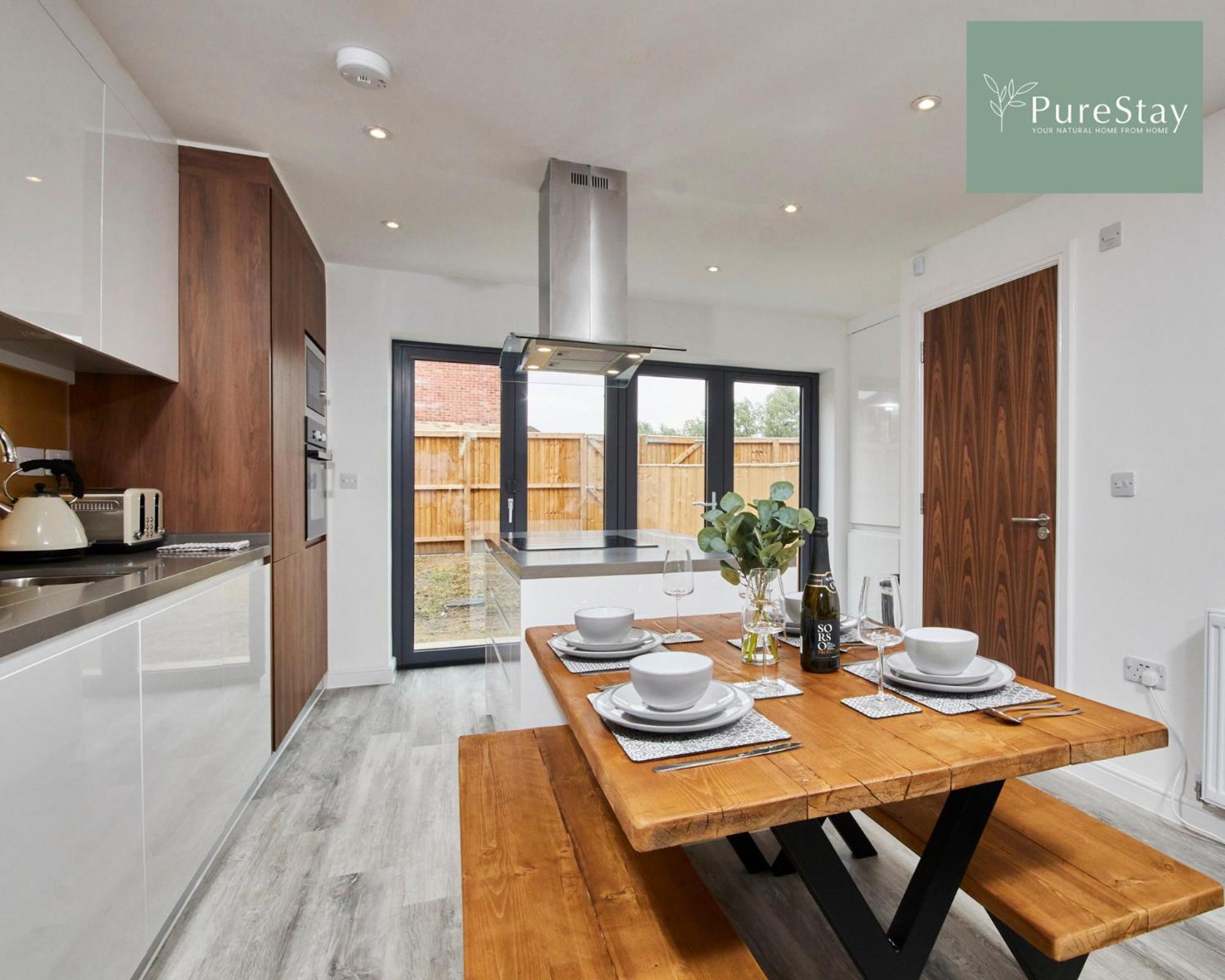 Stunning 5 Bed Manchester House With Parking By Purestay Short Lets & Serviced Accommodation Zewnętrze zdjęcie