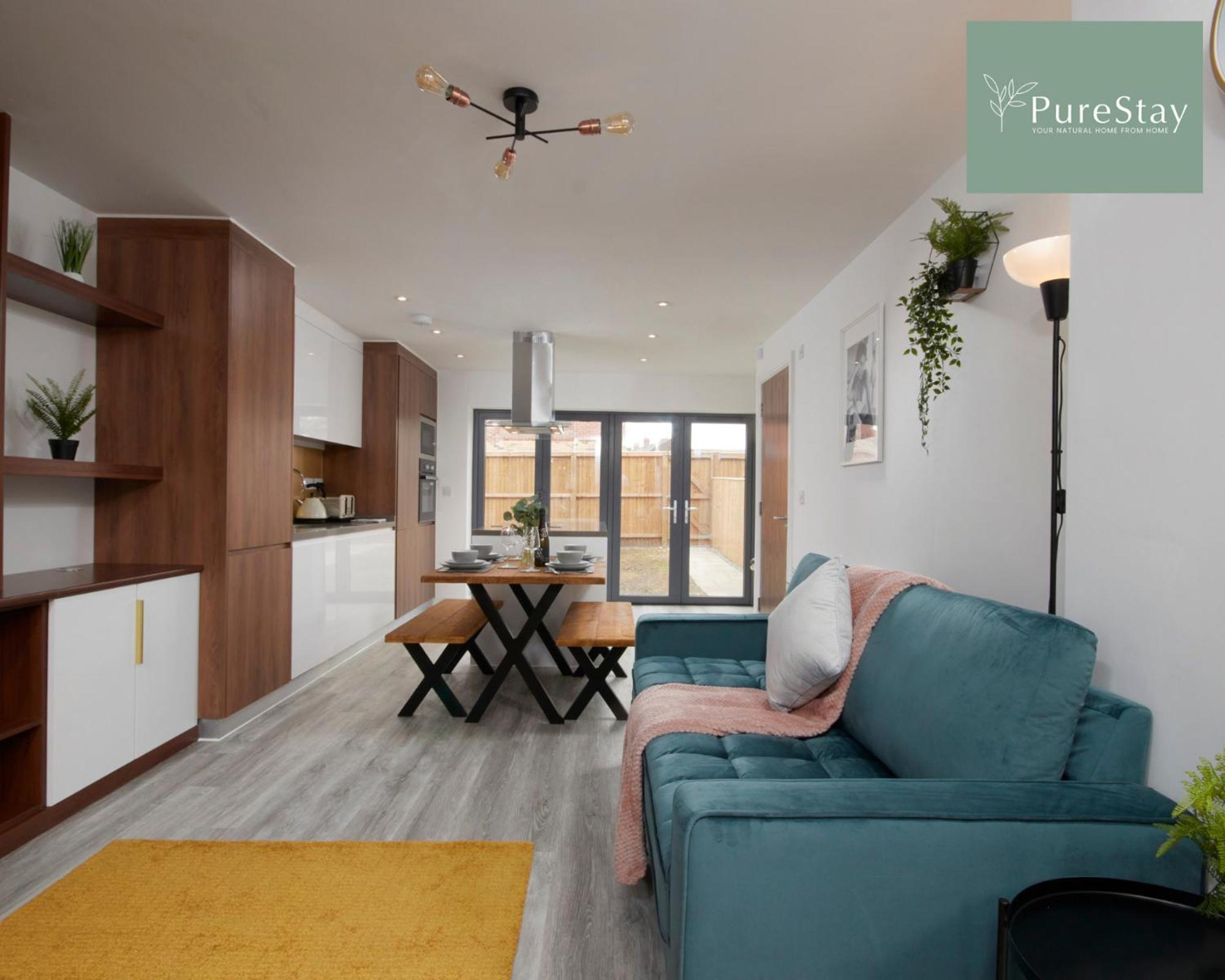 Stunning 5 Bed Manchester House With Parking By Purestay Short Lets & Serviced Accommodation Zewnętrze zdjęcie